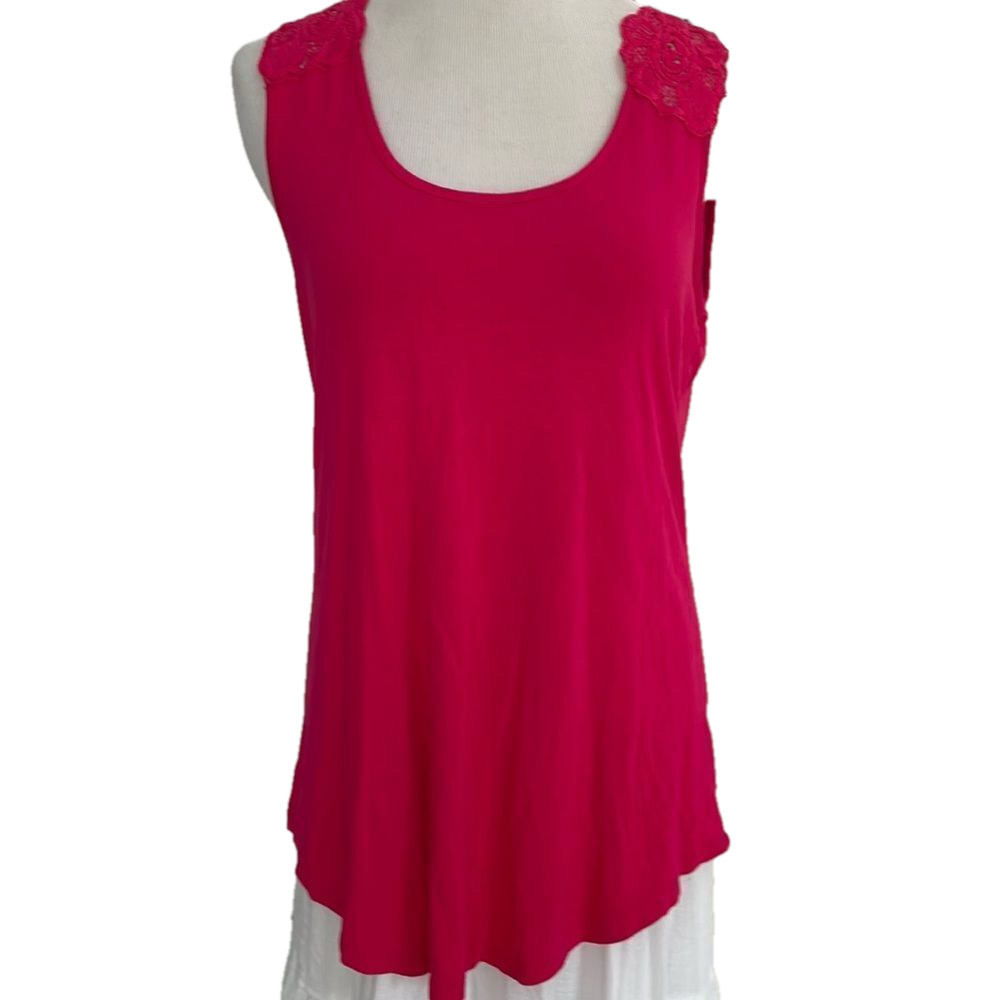 Fuchsia pink tank top with lacy accent women’s size large by cable and gauge